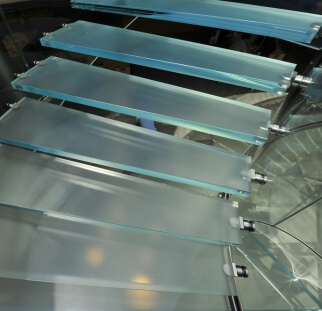מדרגות זכוכית  (9)