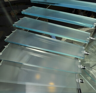מדרגות זכוכית  (9)