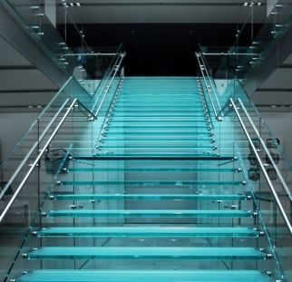 מדרגות זכוכית  (2)